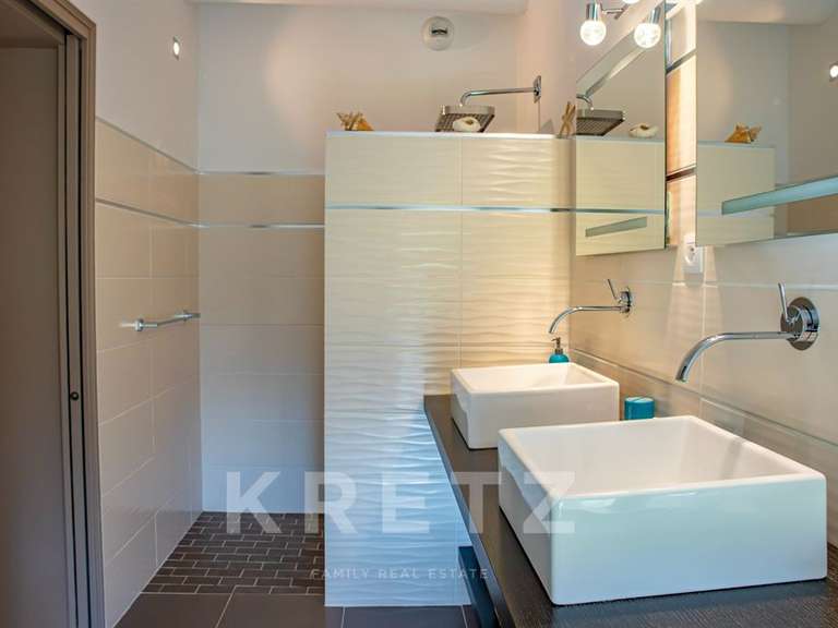 Maison Visan - 5 chambres - 297m²