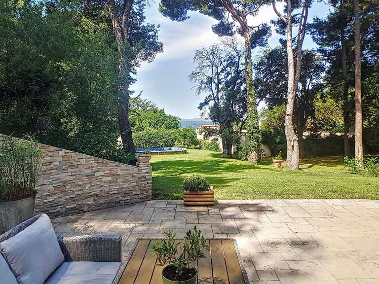 Maison Vitrolles - 200m²