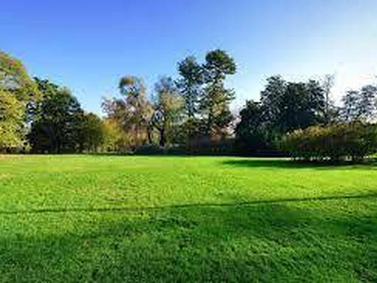 Sale Land Vitrolles