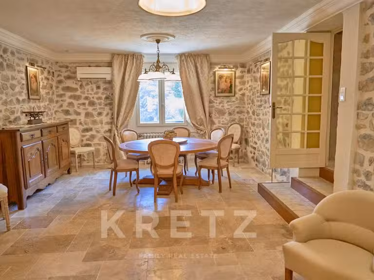 Property Vogüé - 5 bedrooms - 397m²