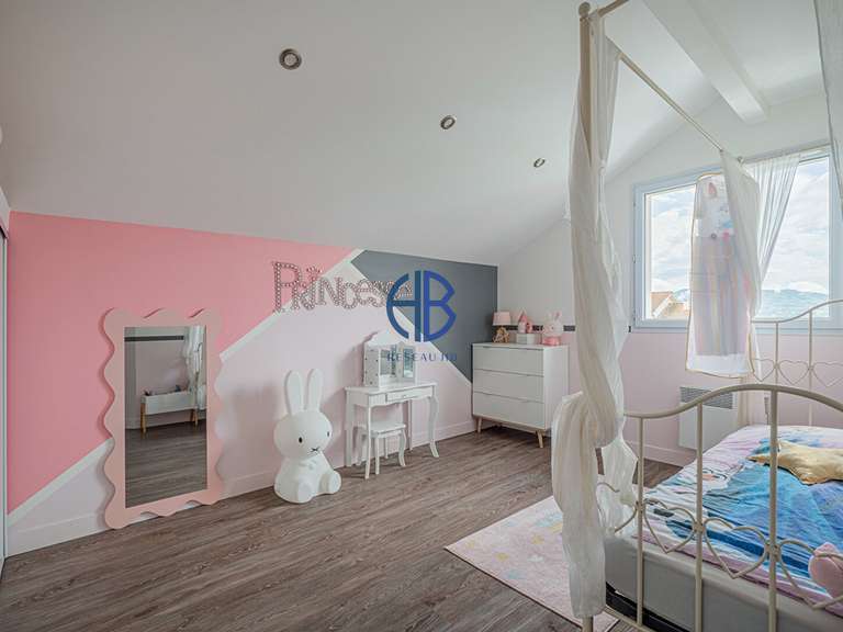 Maison Voiron - 5 chambres - 178m²