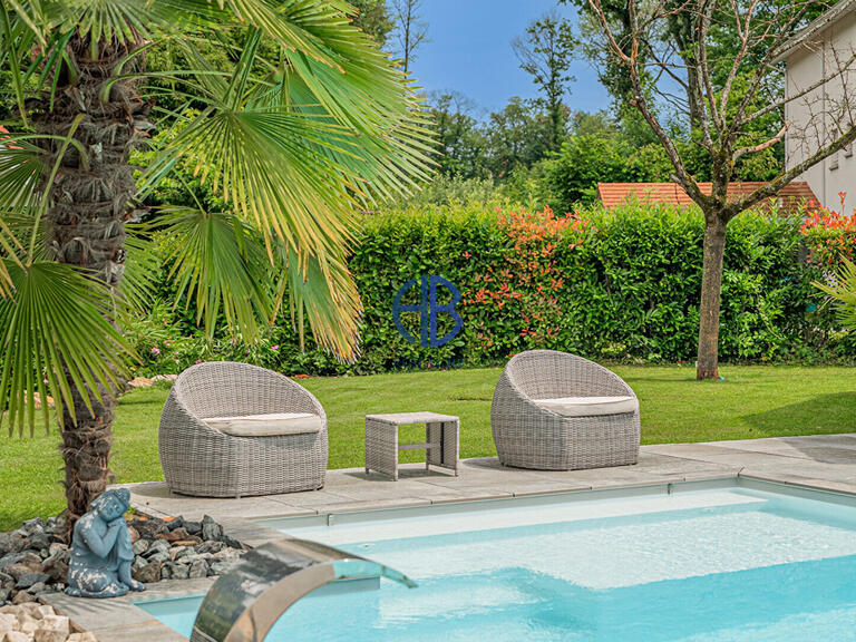 Maison Voiron - 5 chambres - 178m²