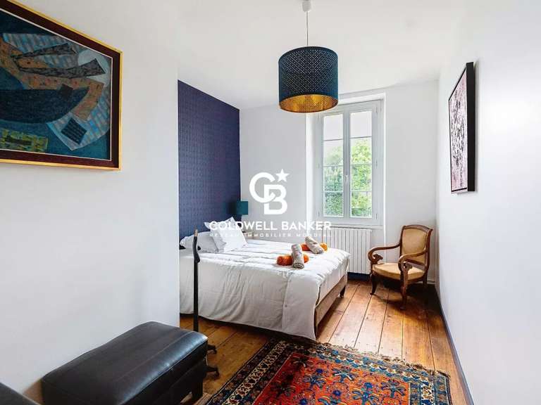House Vouhé - 6 bedrooms - 332m²