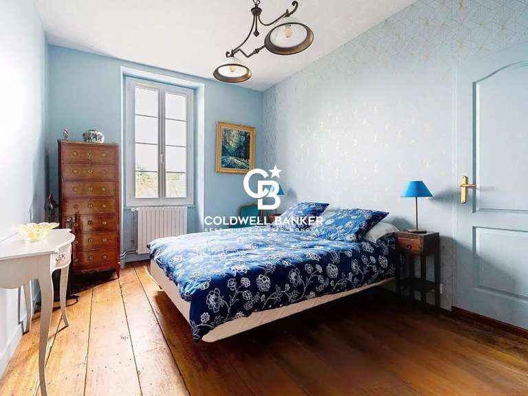 House Vouhé - 6 bedrooms - 332m²