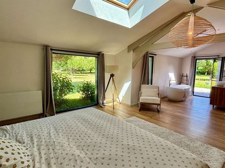 Maison Vouvray - 4 chambres - 203m²