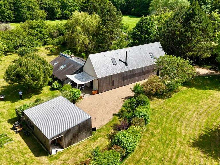 Maison Vouvray - 4 chambres - 203m²