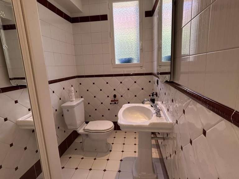 House Vulaines-sur-Seine - 8 bedrooms - 330m²