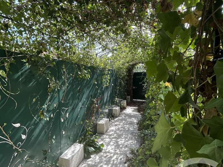 House Vulaines-sur-Seine - 8 bedrooms - 330m²
