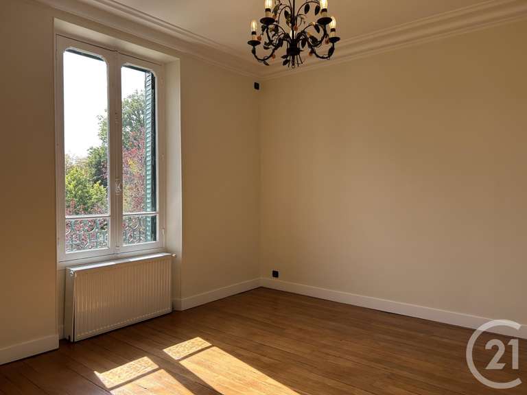 House Vulaines-sur-Seine - 8 bedrooms - 330m²