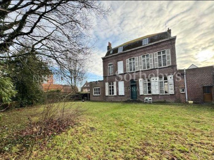 Maison Wambrechies - 3 chambres - 240m²