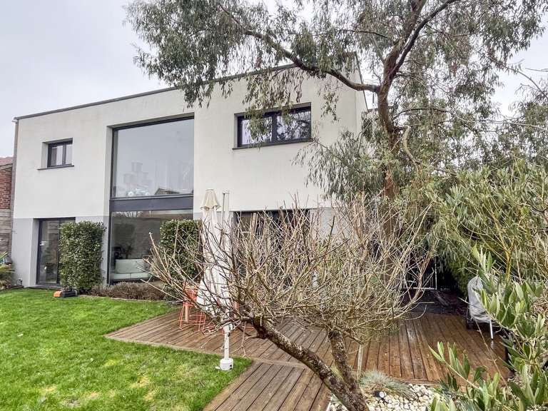 Maison Wambrechies - 4 chambres - 183m²
