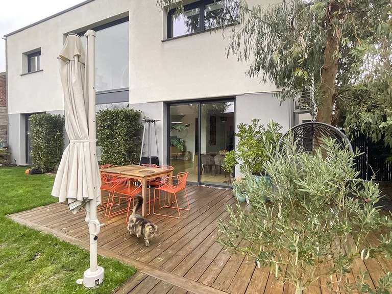 Maison Wambrechies - 4 chambres - 183m²