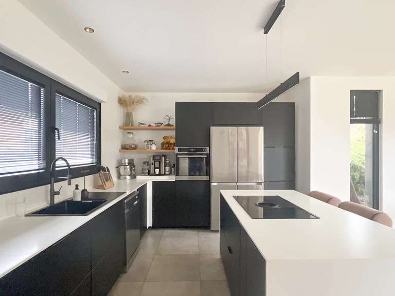 Maison Wambrechies - 4 chambres - 183m²