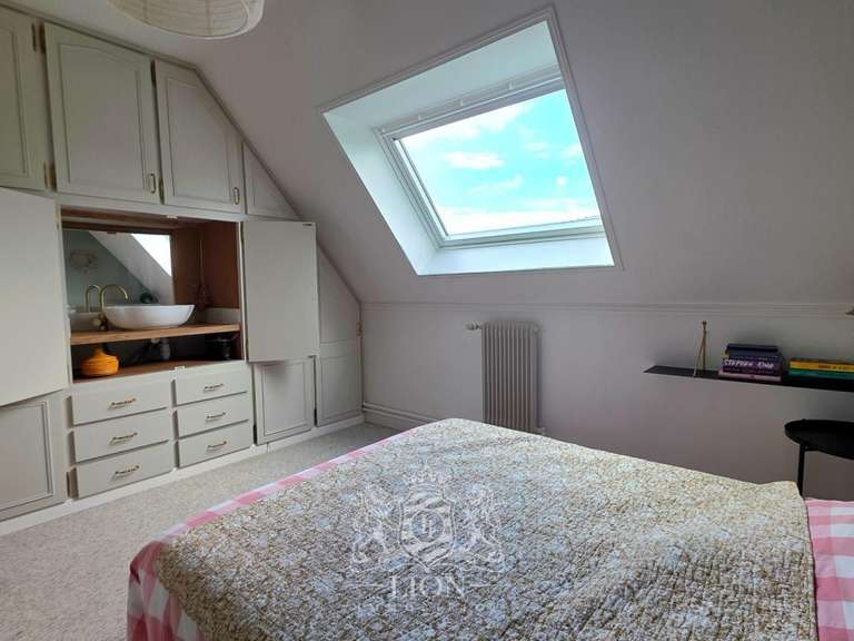 Maison Wambrechies - 5 chambres - 182m²