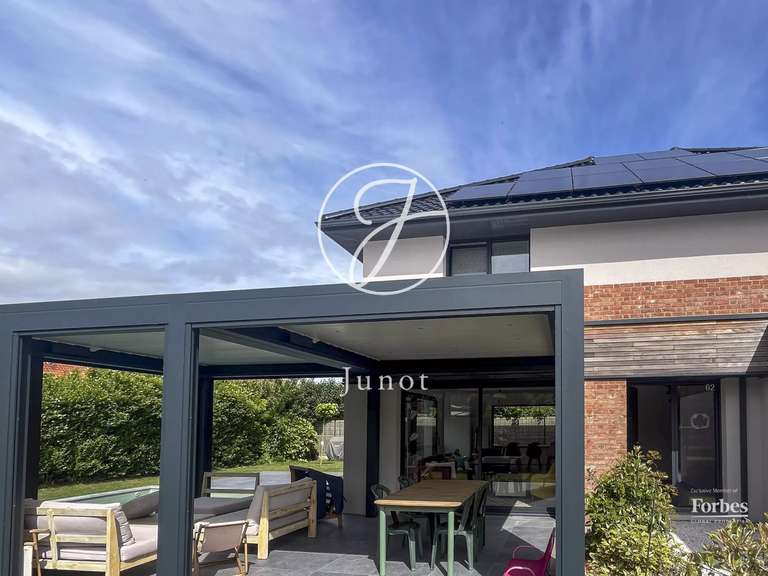 Maison Wambrechies - 4 chambres - 192m²