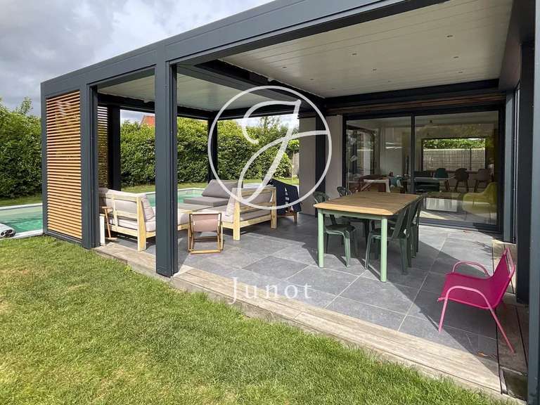 Maison Wambrechies - 4 chambres - 192m²