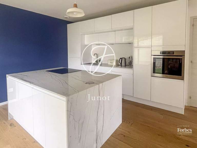 Maison Wambrechies - 4 chambres - 192m²