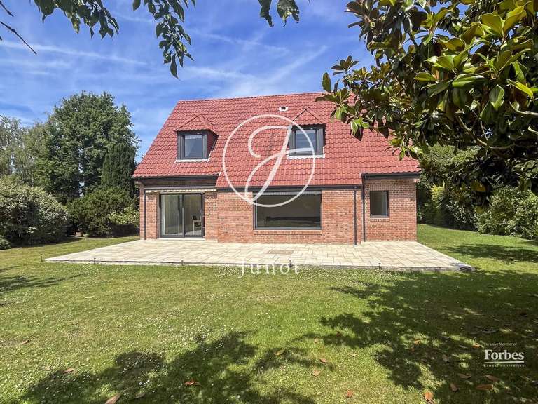 Maison Wambrechies - 4 chambres - 217m²