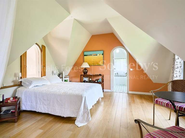 Maison Wasquehal - 4 chambres - 207m²