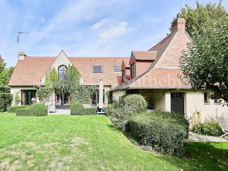 Maison Wasquehal - 4 chambres - 207m²