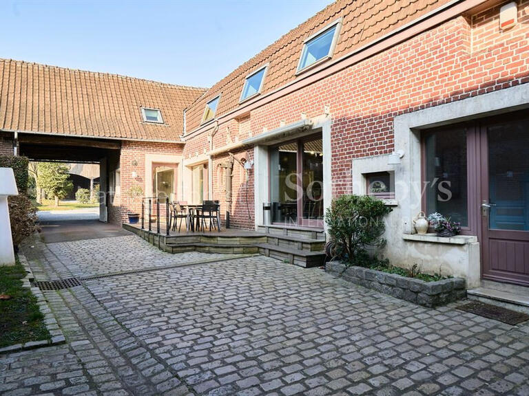 Maison Wattignies - 8 chambres - 448m²