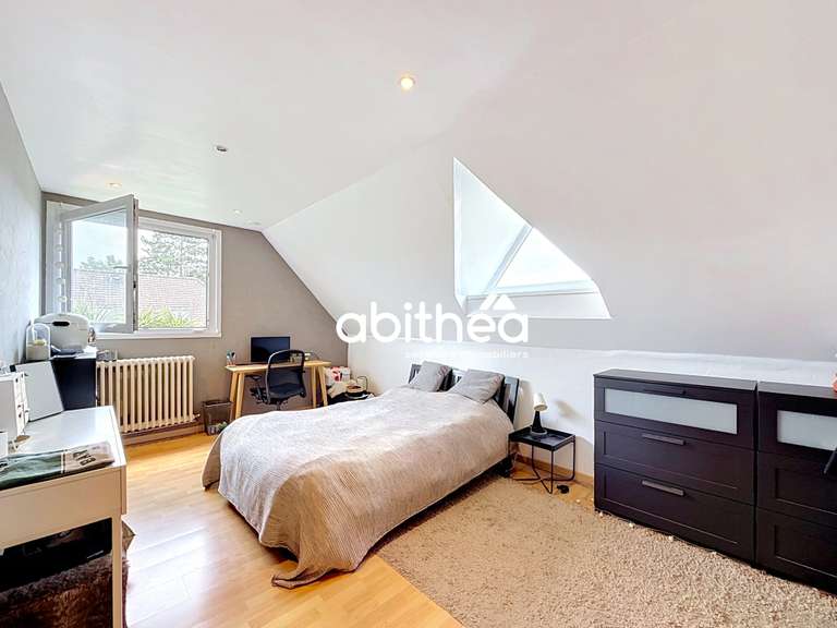 Maison Wattignies - 7 chambres - 195m²