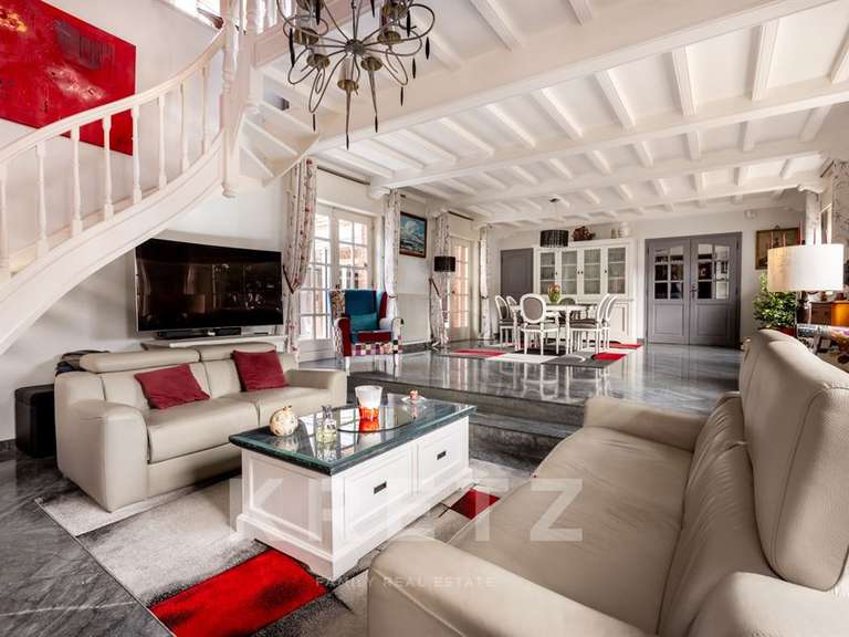 House Wervicq-Sud - 6 bedrooms - 330m²