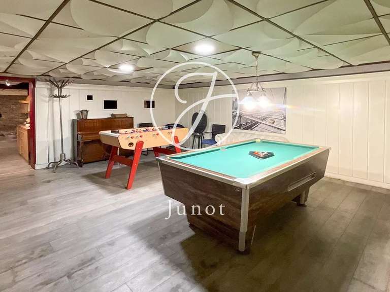 House Wervicq-Sud - 6 bedrooms - 654m²