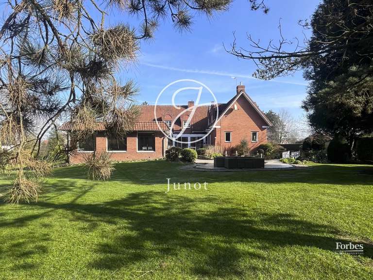 House Wervicq-Sud - 6 bedrooms - 654m²