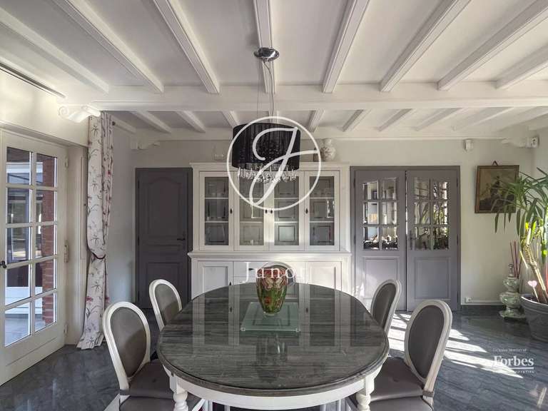 House Wervicq-Sud - 6 bedrooms - 654m²