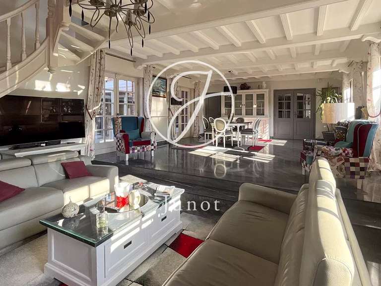 House Wervicq-Sud - 6 bedrooms - 654m²