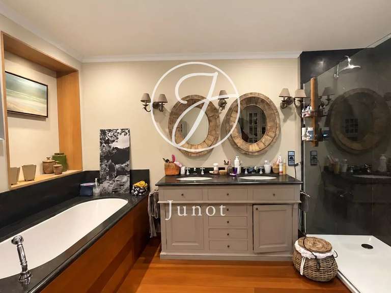 Maison Wervicq-Sud - 4 chambres - 264m²