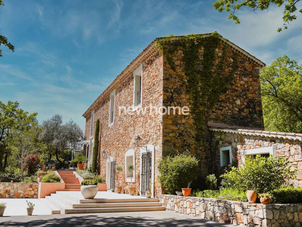 Maison Y