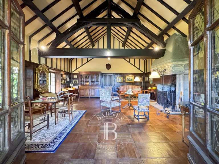 Maison Yenne - 8 chambres - 527m²