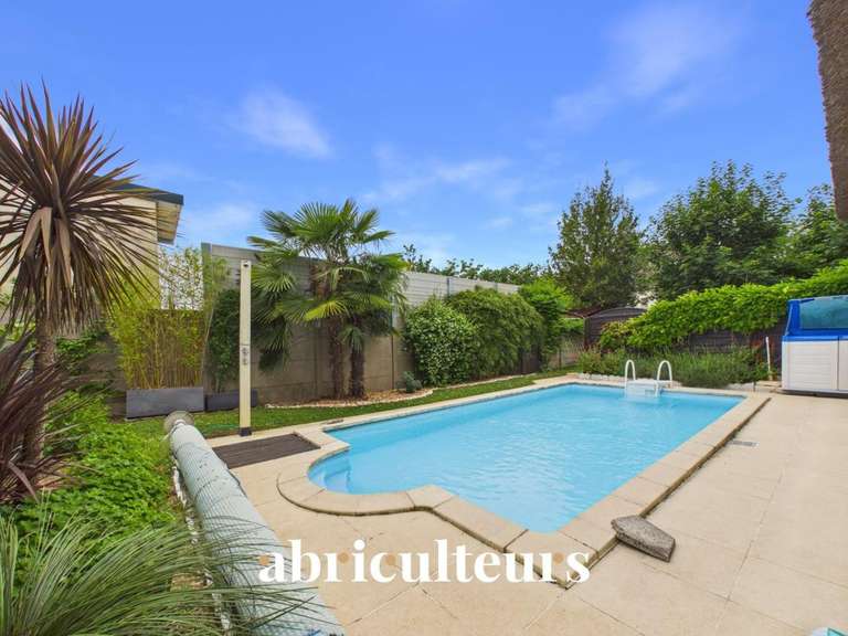 Maison Yerres - 4 chambres - 310m²