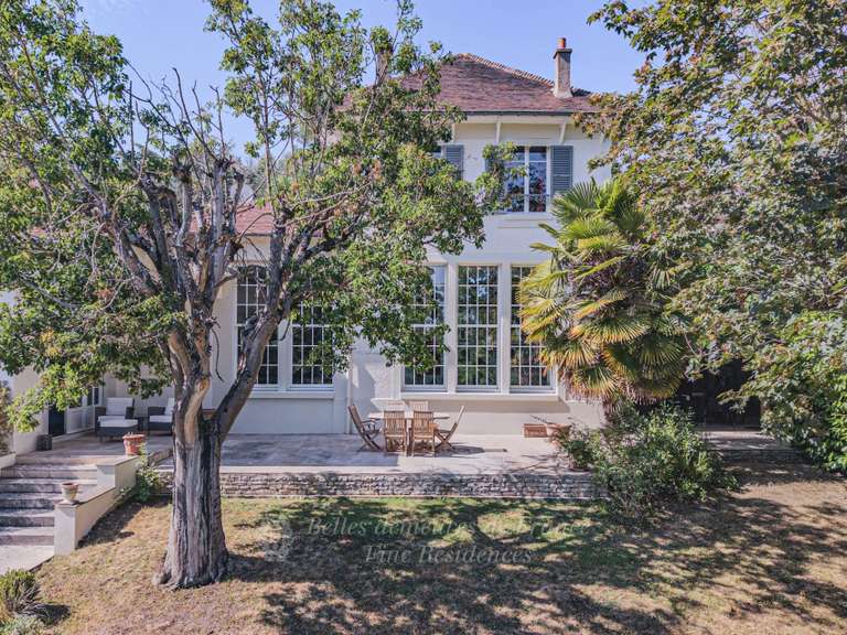 Maison Yerres - 4 chambres - 204m²