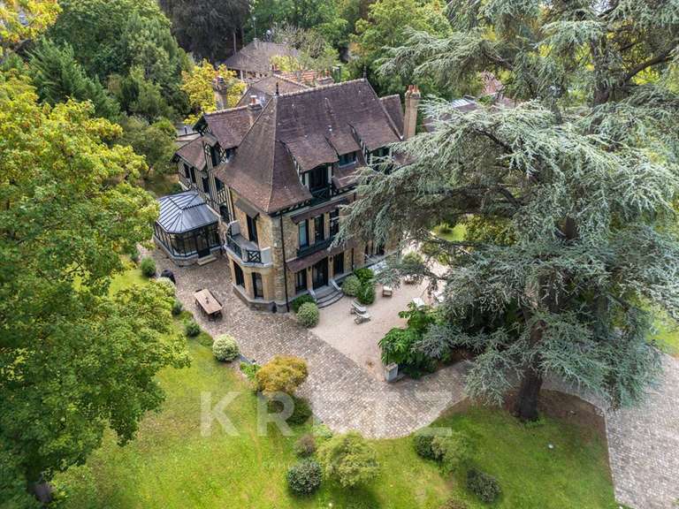 Maison Yerres - 7 chambres - 500m²
