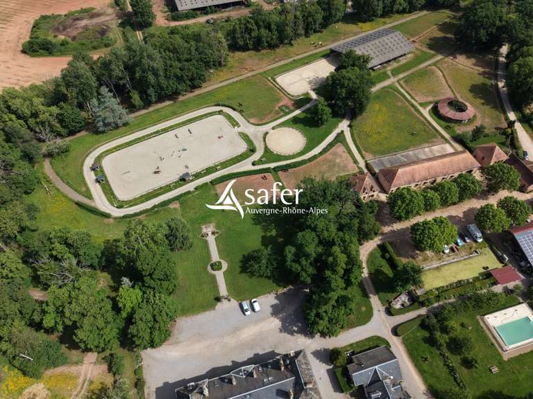 Château Ygrande - 1760m²