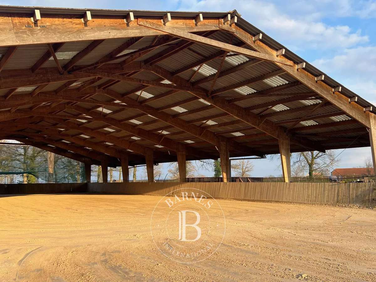 Equestrian property Ygrande