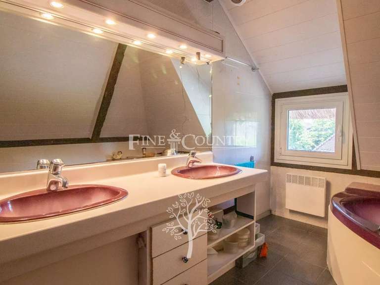 Maison Yvetot - 4 chambres - 240m²