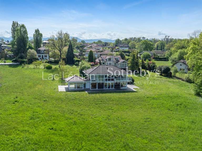 Maison Yvoire - 4 chambres - 257m²