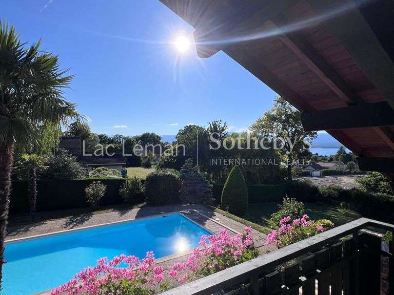House Yvoire - 3 bedrooms - 174m²