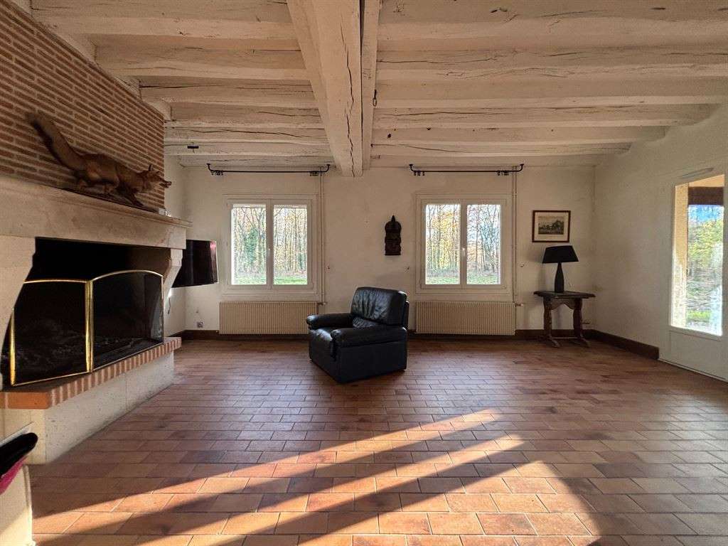 House Yvoy-le-Marron