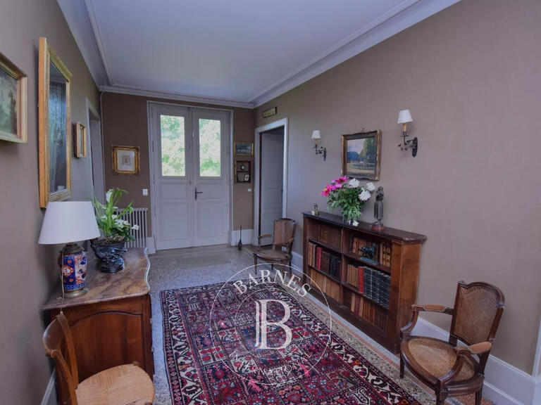 Propriété Yzeure - 11 chambres - 852m²