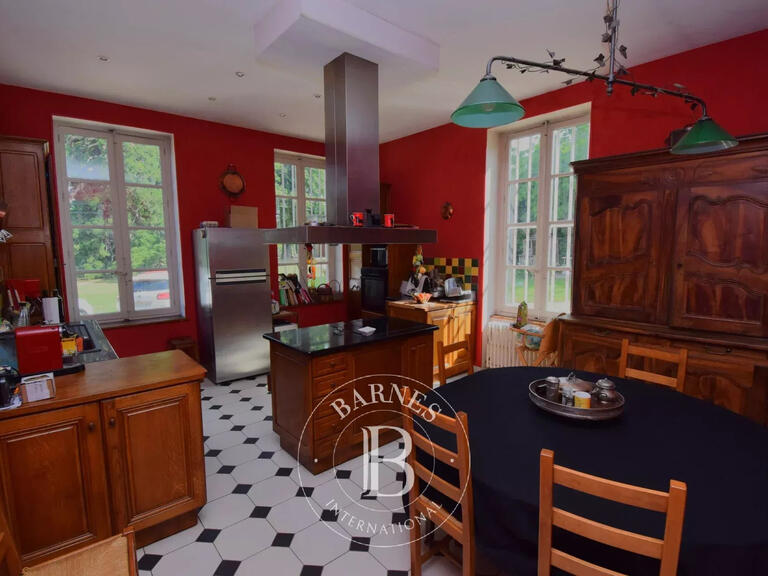 Propriété Yzeure - 11 chambres - 852m²