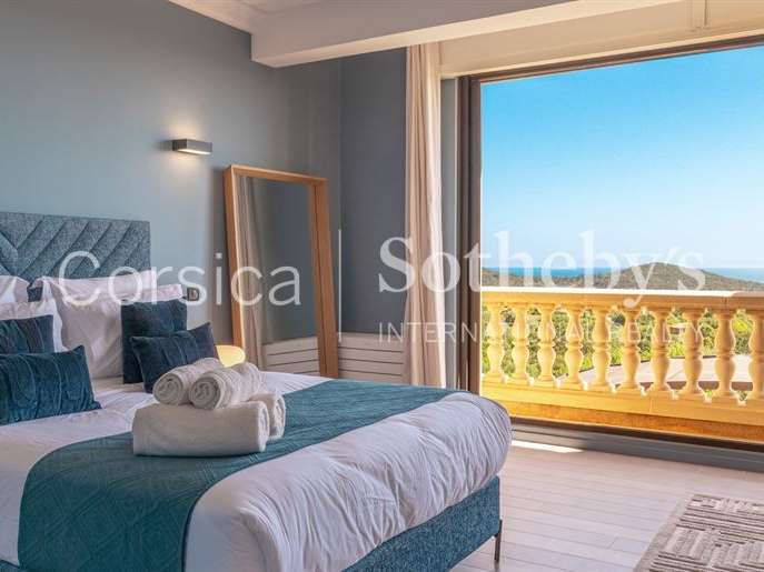 Château Zonza - 7 chambres - 550m²