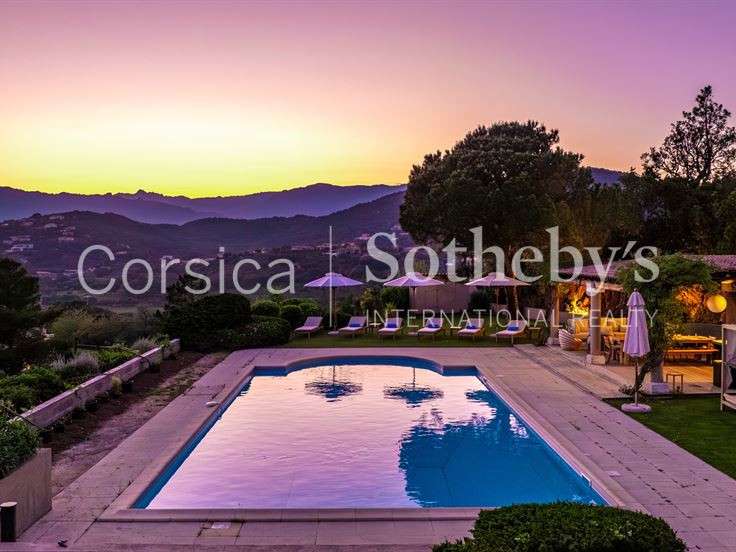 Château Zonza - 7 chambres - 550m²