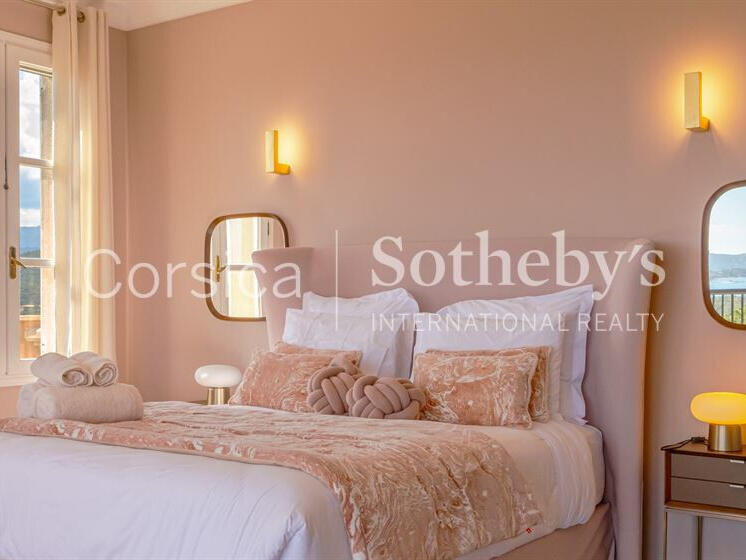 Château Zonza - 7 chambres - 550m²