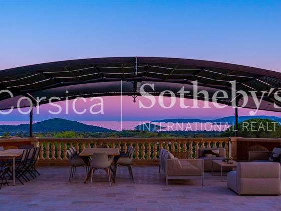 Château Zonza - 7 chambres - 550m²