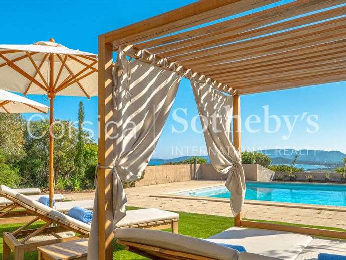 Château Zonza - 7 chambres - 550m²